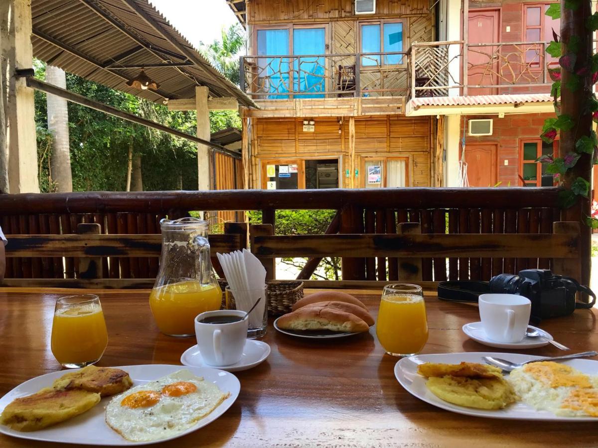 Hostal Tierra Y Mar Montañita Εξωτερικό φωτογραφία